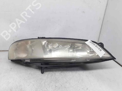 Used Right headlight OPEL VECTRA B (J96) 1.6 i 16V (F19) (100 hp) 2866548