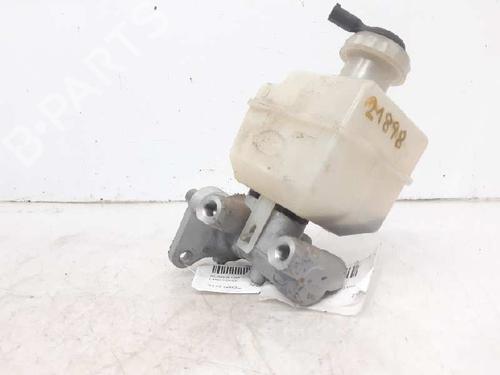 Brake master cylinder LAND ROVER DISCOVERY III (L319) 2.7 TD 4x4 | BP6928289M77 