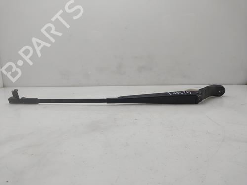 Used Front windshield wiper arm Front windshield wiper arm 37462410 37462410