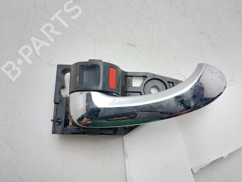 Used Front left interior door handle Front left interior door handle 37282111 37282111