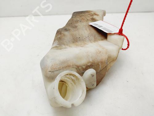 Used Windscreen washer tank PEUGEOT 206 Hatchback (2A/C) 1.9 D (69 hp) 26923826