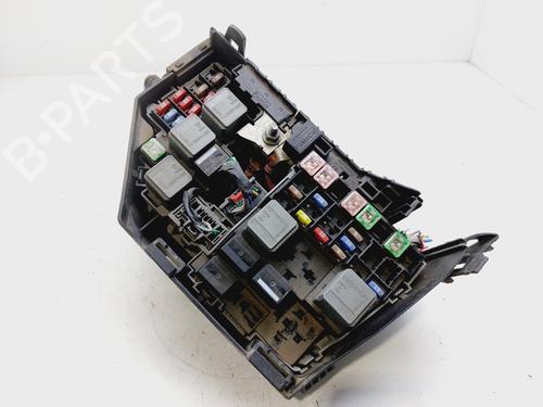 Used Fuse box FORD MONDEO IV (BA7) 2.0 TDCi (140 hp) 21530869