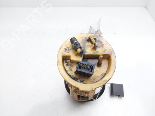 Used Fuel pump BMW 3 (E46) 318 d (116 hp) 24635272