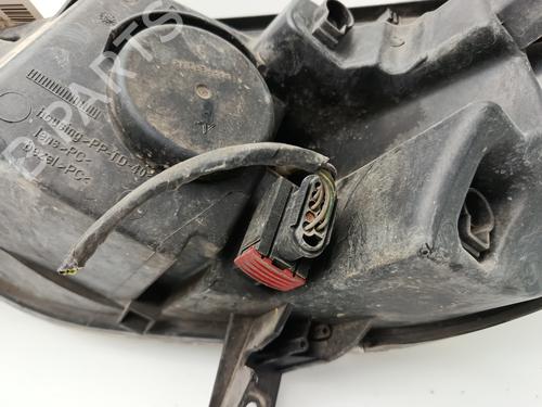 Right headlight PEUGEOT 407 (6D_) 2.0 (6DRFNB, 6DRFNE) | BP30974532C29