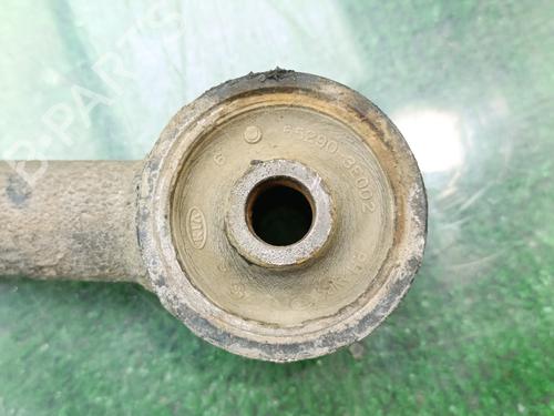Right rear suspension arm KIA SORENTO I (JC)  | BP28964677M15 