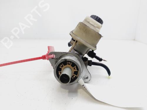 Used Brake master cylinder TOYOTA AVENSIS Estate (_T25_) 2.0 D-4D (CDT250_, CDT250R) (116 hp) 26944347