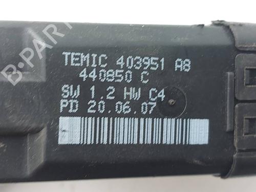 Right front window motor KIA CEE'D SW (ED) 1.6 CRDi 90 | BP39562659E20 - Image 4