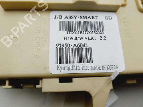 Fuse box HYUNDAI i30 (GD)  | BP18734314E1 