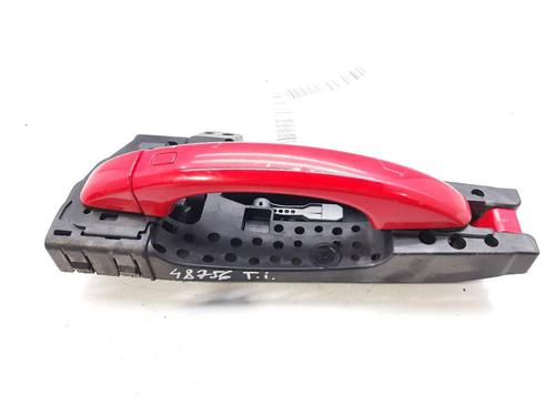 Used Rear left exterior door handle Rear left exterior door handle AUDI A1 Sportback (8XA, 8XF) 1.2 TFSI (86 hp) 10413935 10413935
