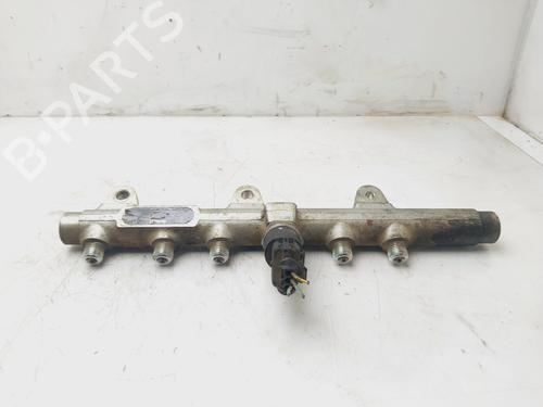 Used Injection rail FIAT MULTIPLA (186_) 1.9 JTD 110 (110 hp) 27221810