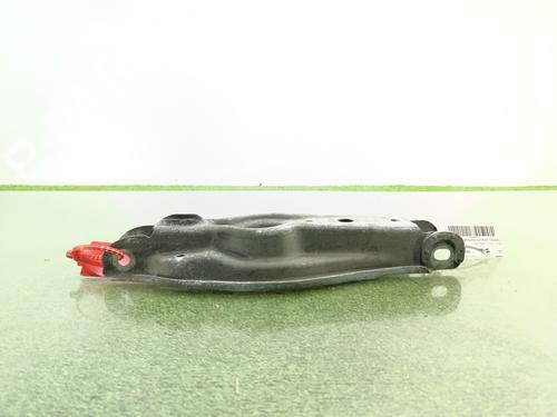 Braccio sospensione posteriore sinistro Braccio sospensione posteriore sinistro BMW 3 (E90) 320 d (177 hp) 33649297 33649297