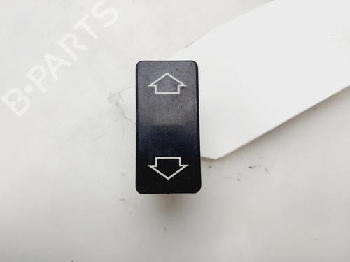 Used Right front window switch CITROËN SAXO (S0, S1) 1.5 D (57 hp) 31033958