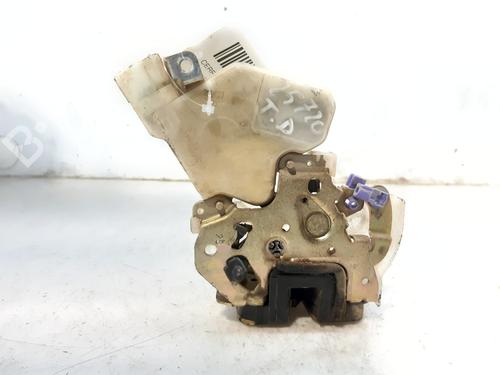 Used Rear right lock NISSAN X-TRAIL I (T30) [2001-2013]  8695004