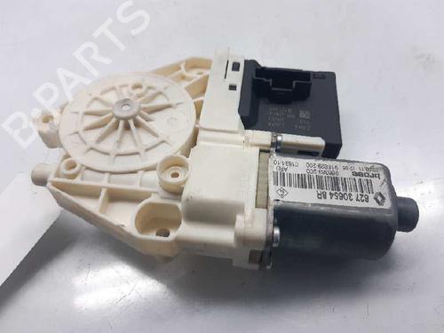 Used Right rear window motor RENAULT MEGANE III Hatchback (BZ0/1_, B3_) 1.5 dCi (BZ09, BZ0D, BZ1W, BZ29, BZ14) (110 hp) 6712236