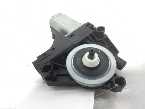 Used Right front window motor VOLVO V40 Hatchback (525) D2 (120 hp) 8345365