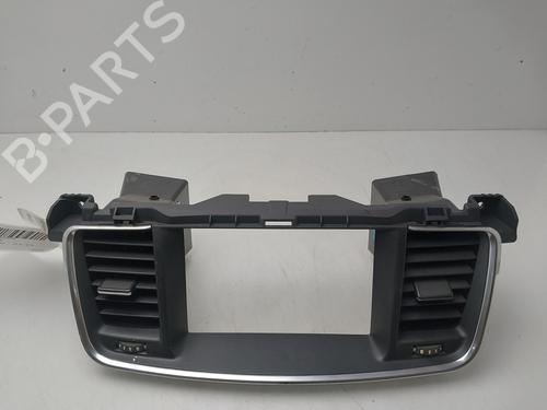 Grille d'aération PEUGEOT 508 I (8D_) 2.0 HDi (140 hp) 31991757