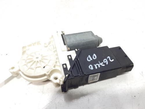 Right front window motor SEAT LEON (1M1) 1.6 16 V | BP8925547E20 