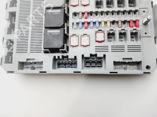 Sikringsdose JAGUAR XF I (X250) 2.7 D | BP29956545E1 