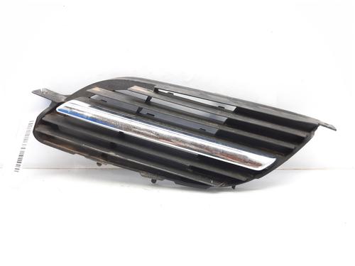Used Grille NISSAN ALMERA TINO (V10) 2.2 dCi (115 hp) 7541545