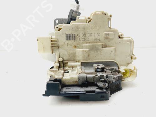 Venstre foran lås VW PASSAT B7 (362) 1.6 TDI (105 hp) 21500436