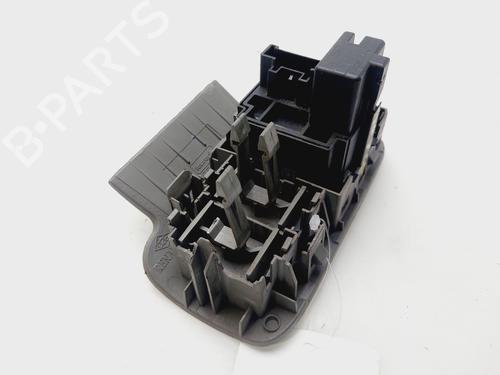 Headlight switch RENAULT SCÉNIC II (JM0/1_) | BP31839969I24