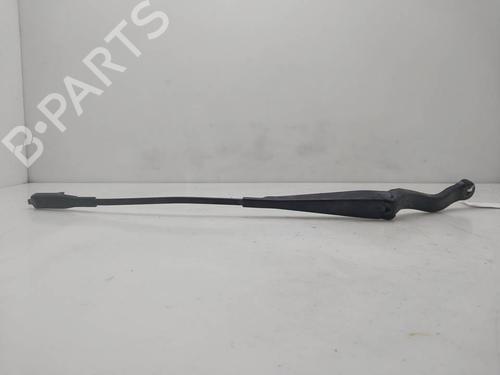 Used Front windshield wiper arm Front windshield wiper arm 38929069 38929069