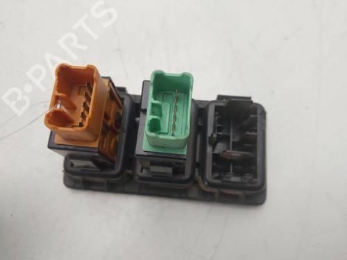 Switch SUZUKI GRAND VITARA II (JT, TE, TD) 1.9 DDiS All-wheel Drive (JT419, TD44, JB419WD, JB419XD,... | BP40182299I30 - Image 4