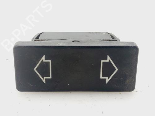 Used Right front window switch Right front window switch PEUGEOT 205 I (741A/C) 1.7 Diesel (60 hp) 33207893 33207893