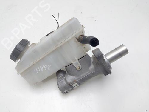 Brake master cylinder DACIA DUSTER SUV Van 1.5 dCi | BP14967018M77 