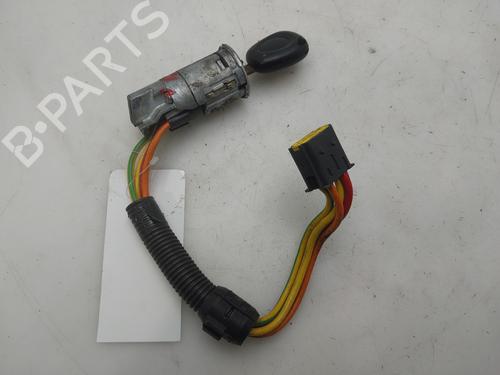 Used Ignition barrel Ignition barrel RENAULT MEGANE I Classic (LA0/1_) 1.4 16V (LA0D, LA1H, lA0W, LA10) (95 hp) 36663215 36663215