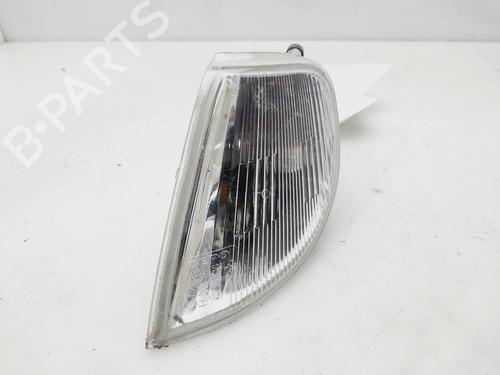 right-front-indicator-citroen-saxo-s0-s1-1996-1997-1998-1999-2000-2001-2002-2003-2004-31708837 main image