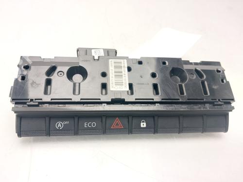 warning-switch-renault-kangoo-iii-mpv-2021-32413887 main image