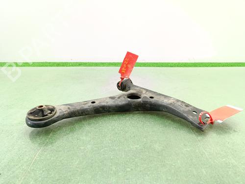 Right front suspension arm TOYOTA AVENSIS Estate (_T25_) 2.0 D-4D (ADT250_, ADT250R) | BP26517925M13