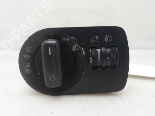 Used Headlight switch Headlight switch AUDI A3 Sportback (8PA) 1.9 TDI (105 hp) 40513877 40513877
