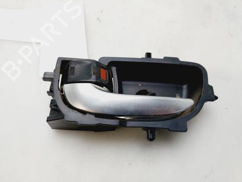 Used Rear left interior door handle TOYOTA YARIS (_P13_) [2010-2020]  26610670
