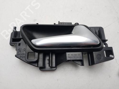 Used Rear right interior door handle Rear right interior door handle 38784693 38784693