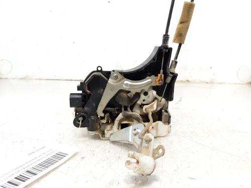 Used Front right lock MITSUBISHI GRANDIS (NA_W) 2.0 DI-D (NA8W) (136 hp) 8813339