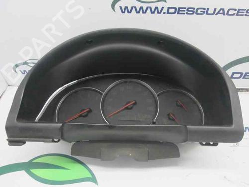 Used Instrument cluster SUZUKI GRAND VITARA I (FT, HT) 2.0 HDI 110 16V 4x4 (SQ420D, TD83V) (109 hp) 2859241