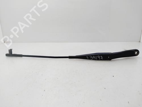 Used Front windshield wiper arm OPEL ASTRA H (A04) [2004-2014]  29956580