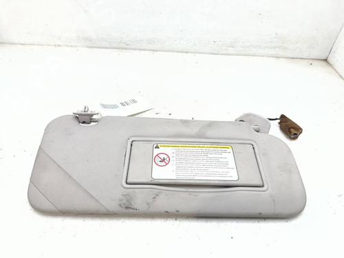 Used Right sun visor Right sun visor 39243141 39243141
