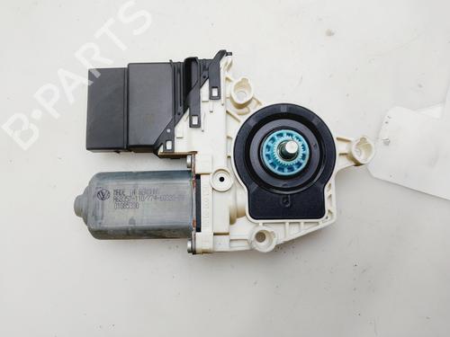 Rudehejsemotor bagstkærm højre VW TIGUAN (5N_) [2007-2018]  28312543