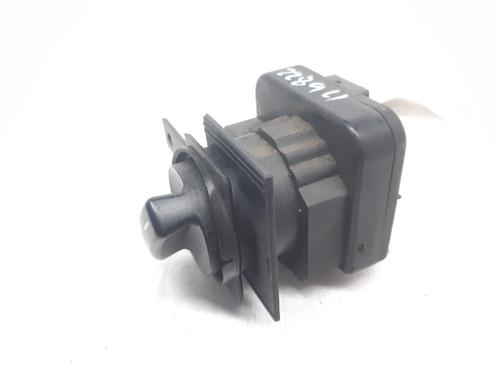 Headlight switch MERCEDES-BENZ A-CLASS (W169) A 160 CDI (169.006, 169.306) | BP7854240I24 
