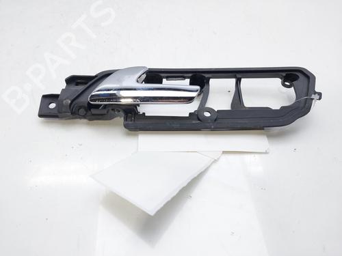 Used Front left interior door handle VW POLO (9N_, 9A_) 1.4 TDI (70 hp) 13208828