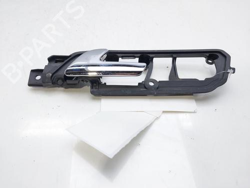 Portiergreep binnen links voor VW POLO (9N_, 9A_) 1.4 TDI (70 hp) 13208828