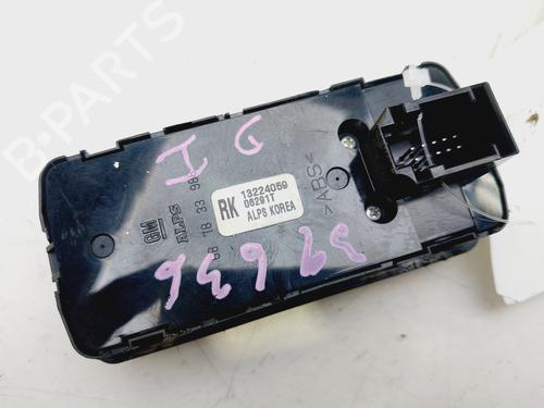 Interrupteur de vitre avant gauche OPEL VECTRA C (Z02)  | BP29762872I27