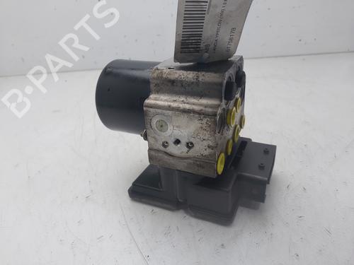 Used ABS pump ABS pump LANCIA YPSILON (843_) 1.3 D Multijet (843.AXE11, 843.AXE1A) (90 hp) 33892507 33892507