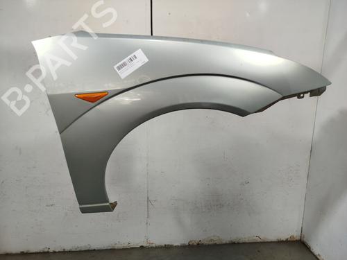 Guarda-lamas direito Guarda-lamas direito FORD FOCUS I (DAW, DBW) 1.8 Turbo DI / TDDi (90 hp) 35929807 35929807