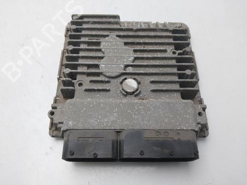 Used Engine control unit (ECU) Engine control unit (ECU) SKODA OCTAVIA II (1Z3) 1.6 TDI (105 hp) 34121739 34121739