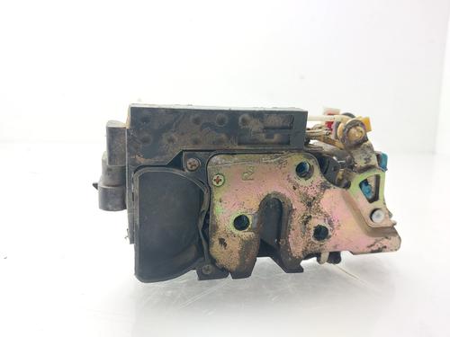 front-right-lock-ssangyong-rexton-rexton-ii-gab_-2002-32483572 main image