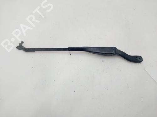 Used Front windshield wiper arm MERCEDES-BENZ CLS (C219) CLS 500 (219.375) (306 hp) 30200373